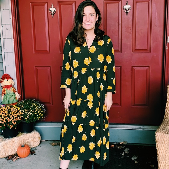 Meet your Posher, Aly - Picture 7 of 7